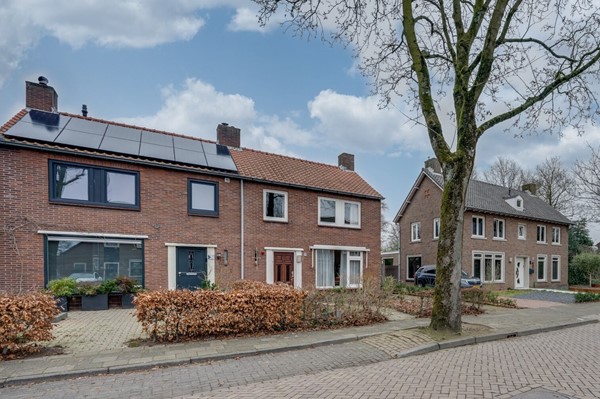 7_FUNDA_MARGRIETSTRAAT 7_RIJEN.jpg